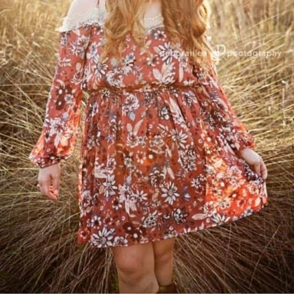 Junior Boho Junior Dress- floral with lace